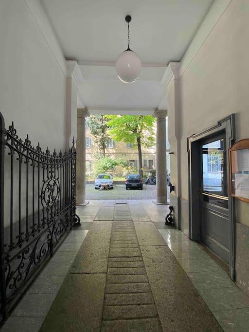 Appartamento Bilocale - Milano Zona Isola Exterior photo